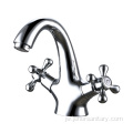 Faucet Basin Kuningan sing elegan